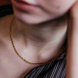 Collar Briar, dorado