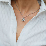 Collar Elios, plateado