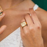 Anillo Emilio, dorado