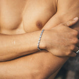 Pulsera Brent, plateada