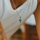 Collar Cruz, plateado